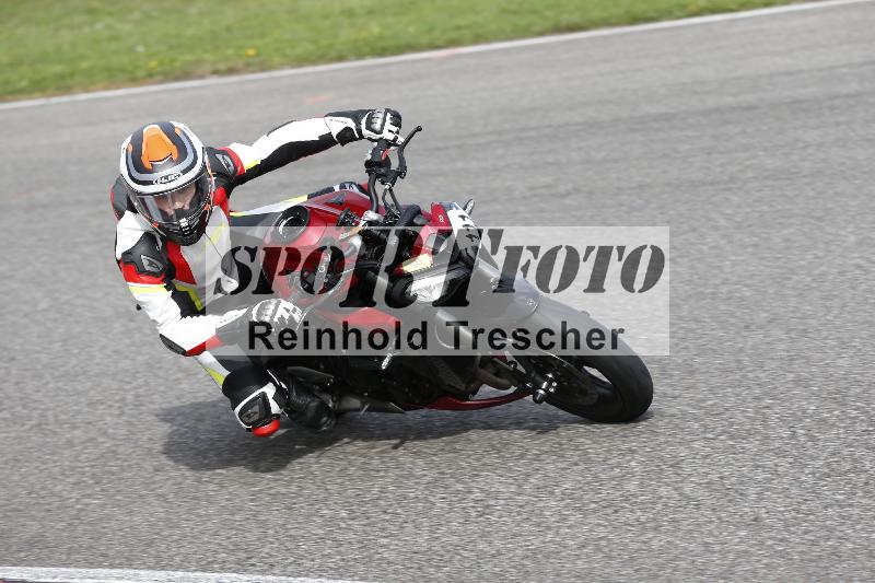 /53 16.09.2025 Track Day Domi Aegerter ADR/Gruppe gelb/111